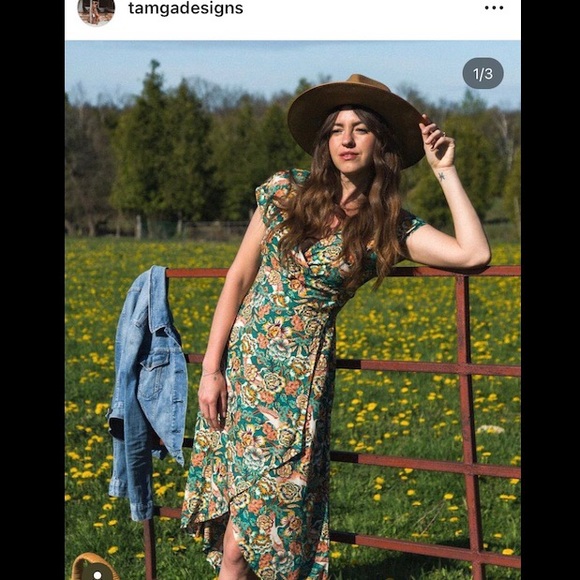 Tamga Designs Dresses & Skirts - Tamga Designs NWT Vale MIDI Dress Size XL